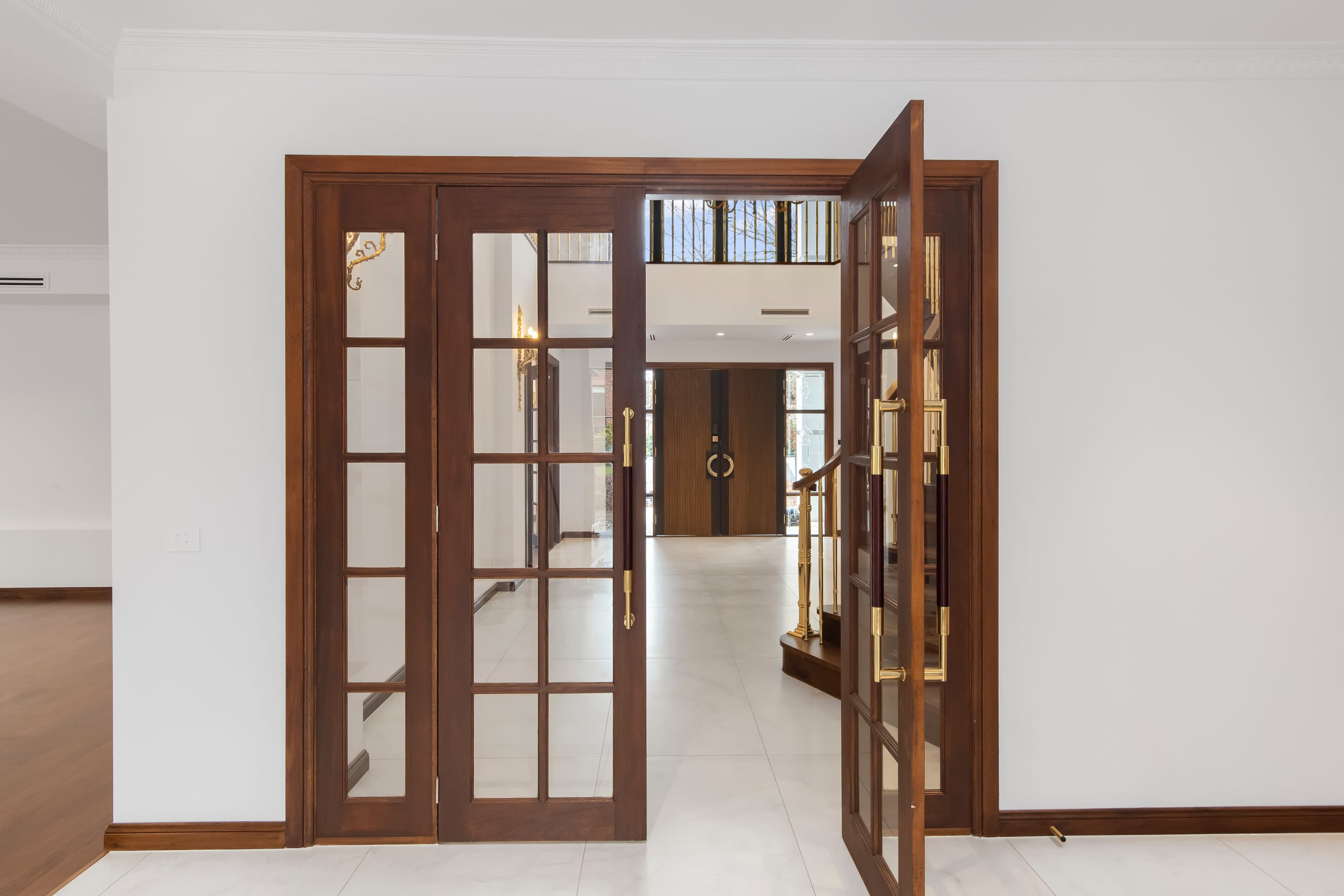 62 Monaro Crescent — Image 5